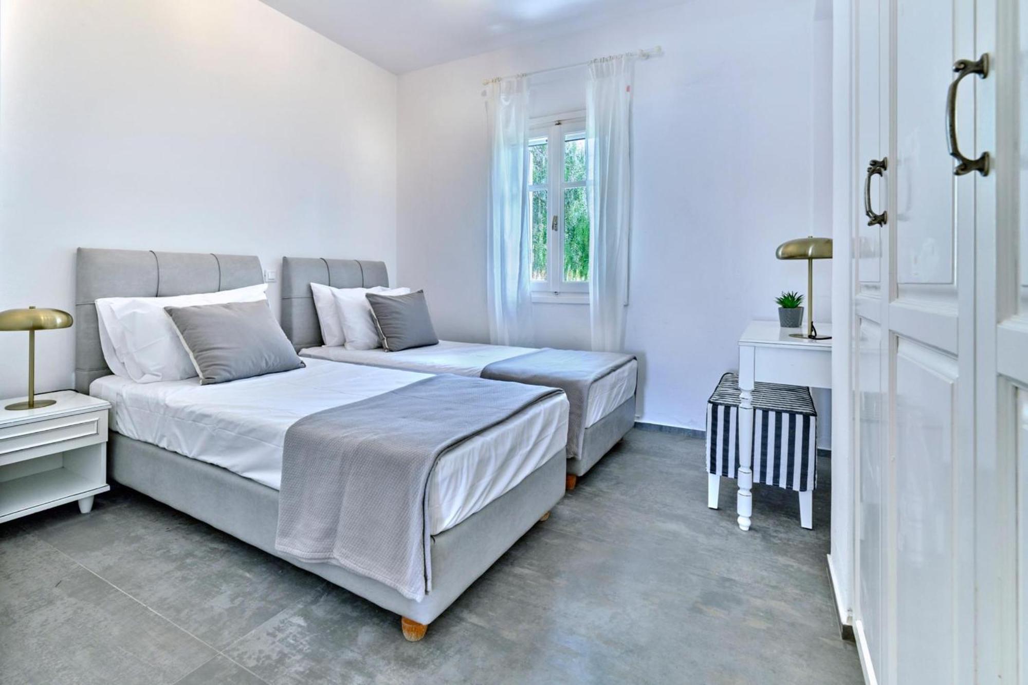 Stagones Luxury Villas Ambelas Room photo
